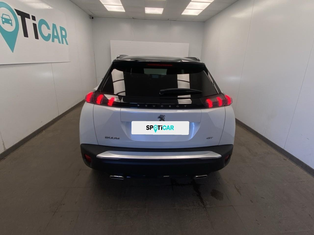 Peugeot 2008 puretech 130 s&s eat8 gt — photo 5