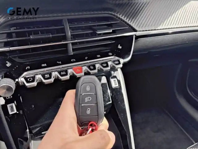 Peugeot 208 electrique 50 kwh 136ch — photo 23