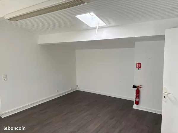 Bureau 50 m² centre ville Royan- Marché