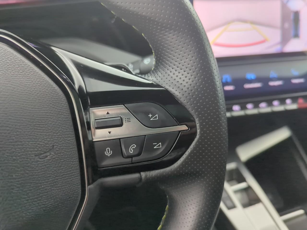Peugeot 408 phev 225 e-eat8 gt — photo 20