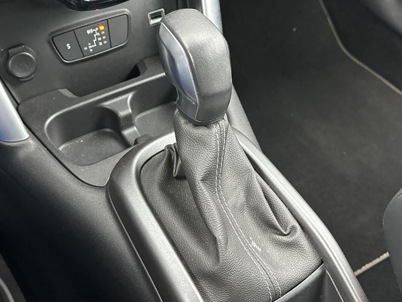 Citroën C3 Aircross puretech 130 s&s eat6 rip curl — photo 29