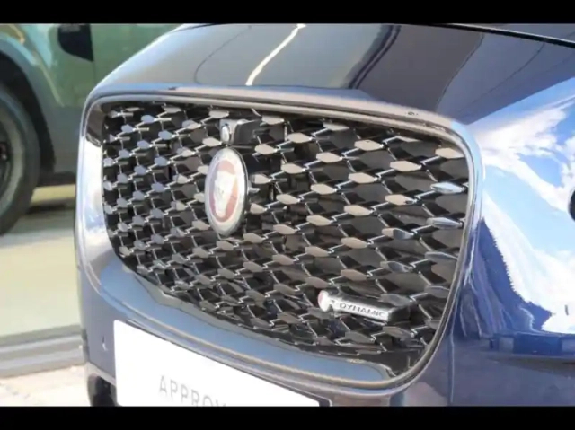 Jaguar E-Pace p300e phev r-dynamic hse bva awd — photo 20