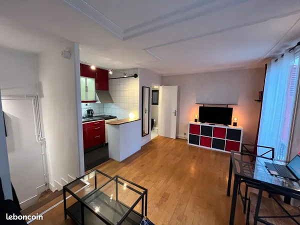 Paris 15e - Charmant 2 pièces atypique de 35 m² avec cave voûtée de 13 m²