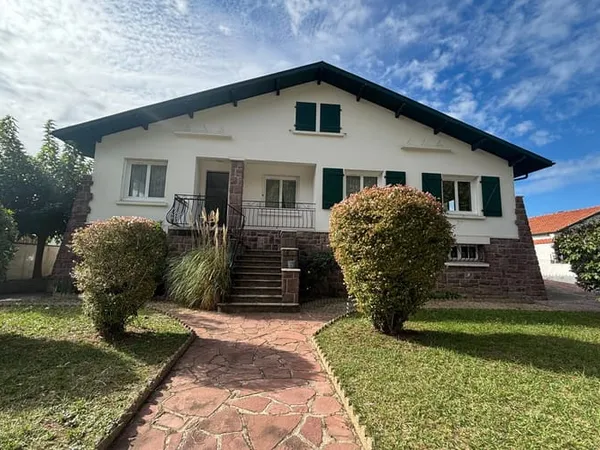 Maison 4 pièces 174 m²