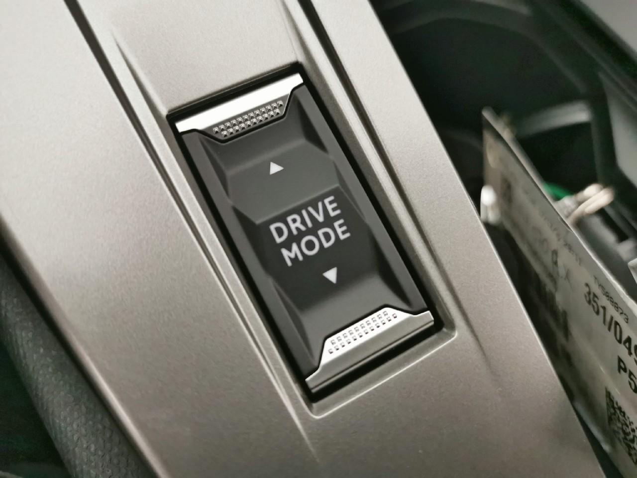 Peugeot 308 sw hybrid 145 e-dcs6 allure — photo 22