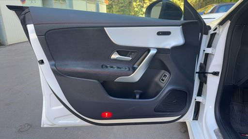 Mercedes Classe CLA 220 d 190 8G-DCT - AMG Line – 2022 – 65038 km – Diesel – Boîte Automatique — photo 22