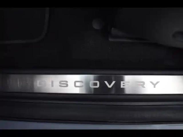 Land Rover Discovery Sport 1.5 p300e 309ch dynamic se — photo 30