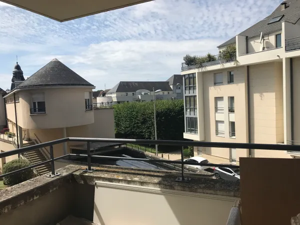 APPARTEMENT PROCHE UTC/CENTRE VILLE 39 M2