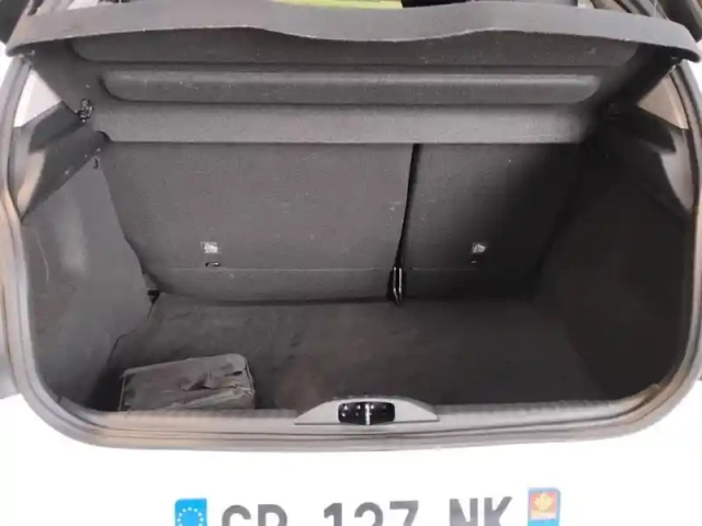 Citroën C3 puretech 83 ch bvm5 max — photo 8