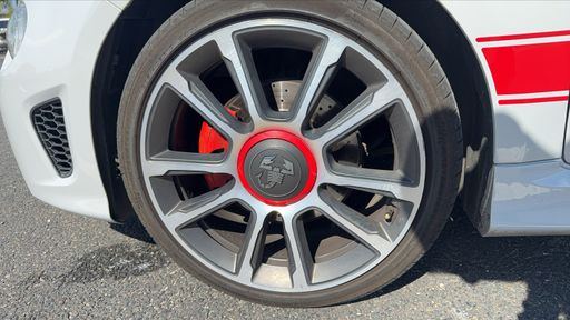 Abarth 500 1.4 T-JET 165 BVA - 595 Turismo – 2021 – 53000 km – Essence – Boîte Automatique — photo 9