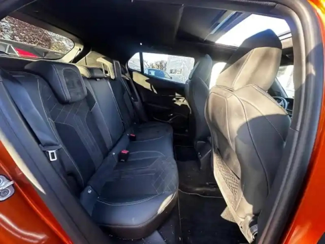 Peugeot 2008 1.2 puretech 130ch s&amp;s gt pack eat8 — photo 11