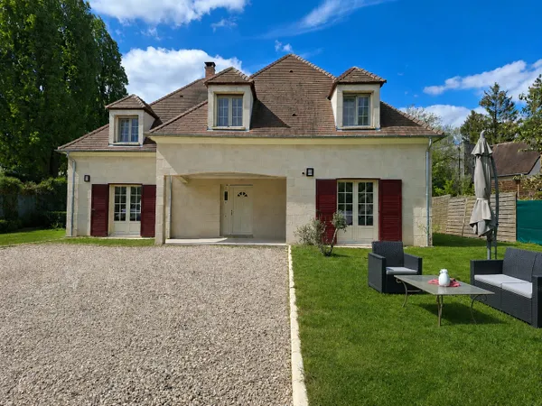 Ensemble de 2 maisons de 173 m2, 78 m2 et d'une dépendance d