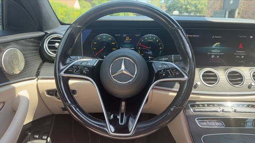 Mercedes Classe E 300 e 320 EQ Power 9G-TRONIC - Avantgarde Line – 2021 – 143672 km – Hybride rechargeable – Boîte Automatique — photo 43