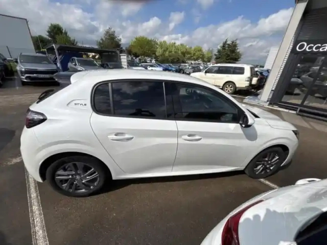 Peugeot 208 1.2 puretech 100ch s&amp;s style eat8 — photo 5