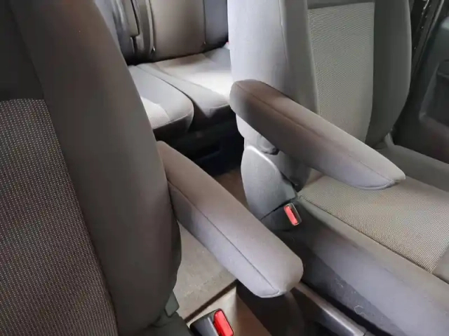 Peugeot Expert ca fixe m diesel 150 ch automatique — photo 21