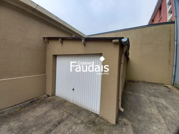 Stationnement Location Saint-Lô   58€