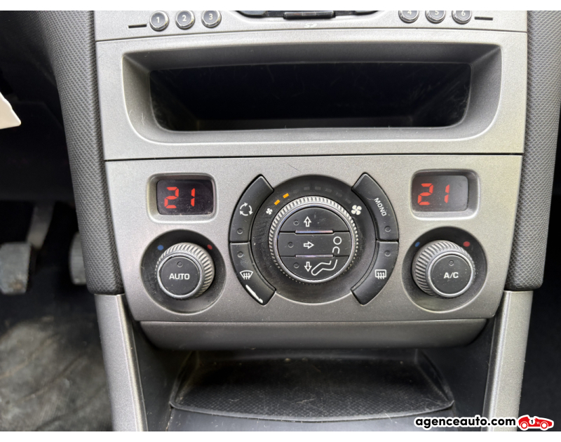 Peugeot 308 1.6 HDI 90ch Business pack occasion - Diesel - 1906 - 192 000 km - 4 490 € - Yerville (Seine-Maritime) 992786184062 — photo 16