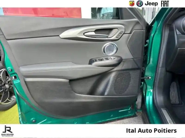 Alfa Romeo Tonale 1.3 ibrida plug-in 280ch intensa at6 e-q4 — photo 13