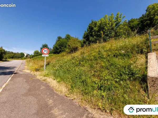 Terrain 800 m² Murat Le Quaire