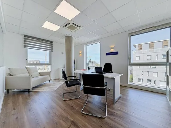 Bureaux 68 m²