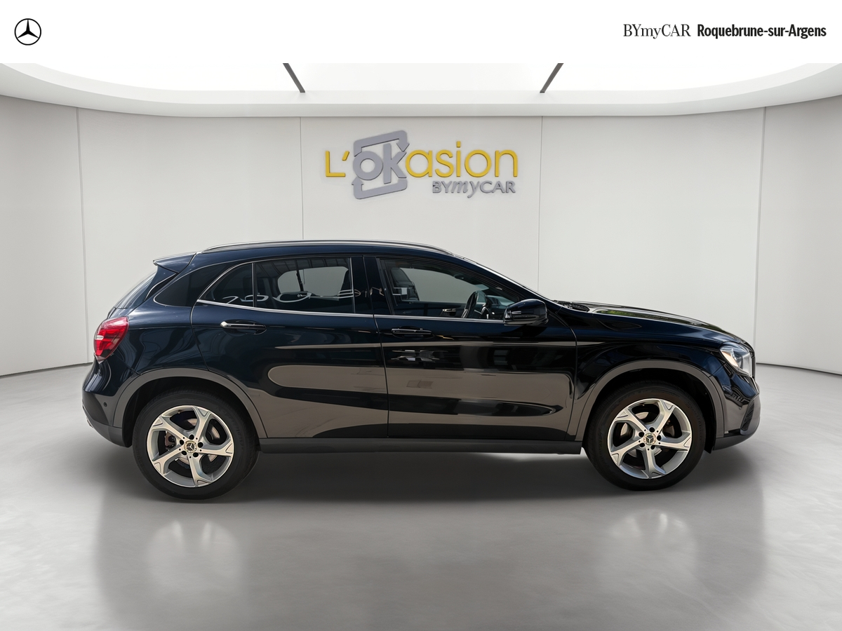 Mercedes GLA 180 d 7-G DCT — photo 6