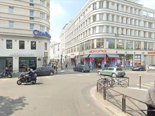 Boutique 2 pièces 320 m²