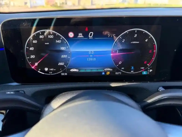Mercedes Classe A 200 d amg line — photo 19
