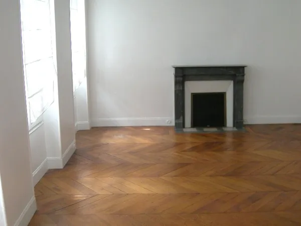 Loue appartement 57m²