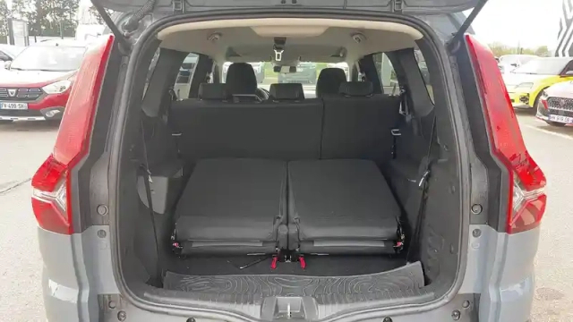 Dacia Jogger eco-g 100 7 places gsr2 — photo 39