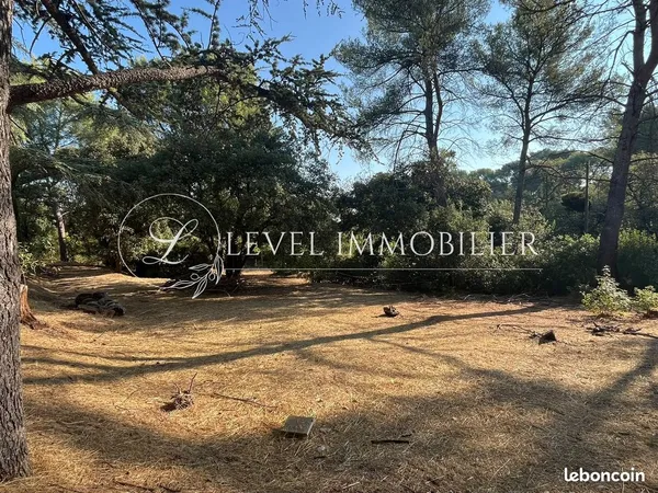 Terrain 1019 m² Aubagne