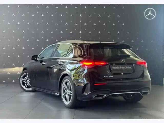 Mercedes Classe A 200 d amg line — photo 3