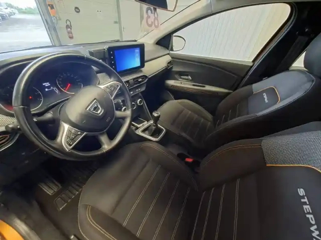 Dacia Sandero tce 90 — photo 10