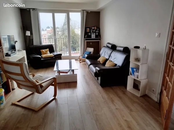 Appartement 104 m2 parc sainte-marie