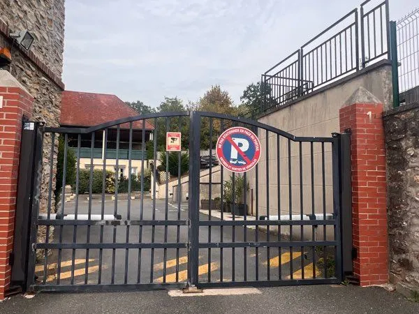 Parking véhicule