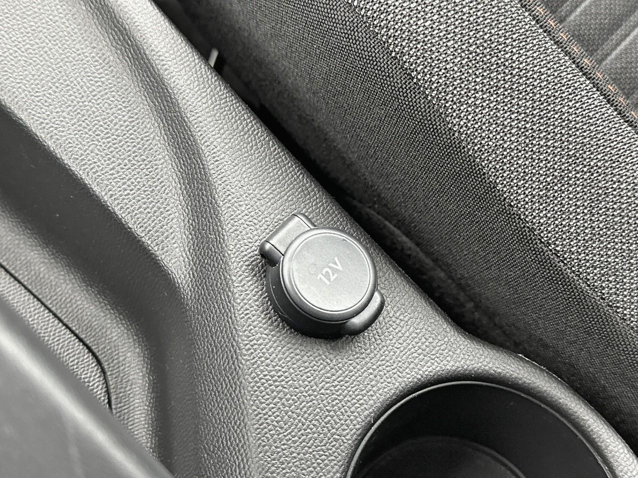 Peugeot 208 puretech 75 s&s bvm5 active pack — photo 29