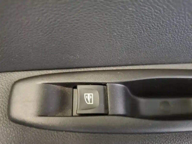 Renault Captur tce 90 energy — photo 29