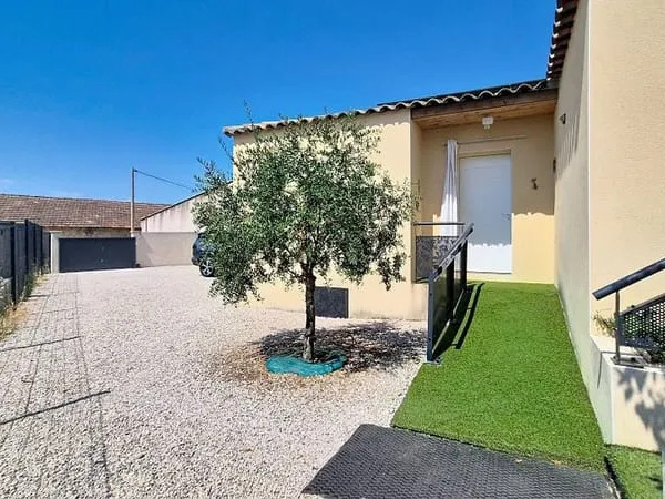 Moulézan - Coeur de Village - Villa Récente de Plain-Pied -