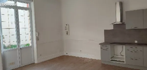 Appartement 2 pièces 44 m² Chantilly Centre