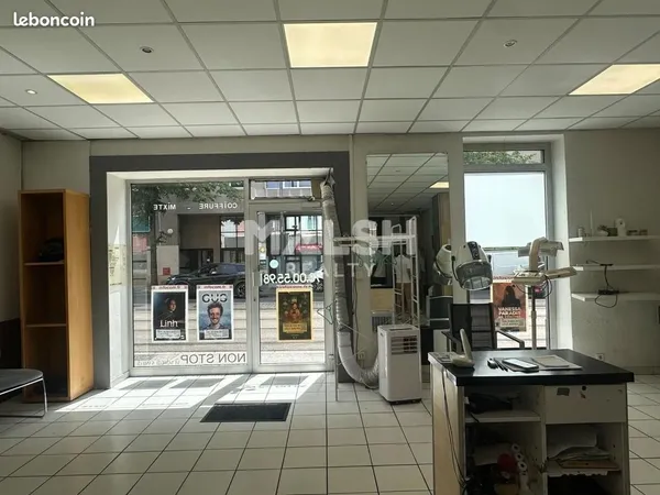 Local commercial 55 m²