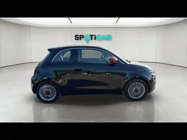 Fiat 500 e 118ch (red) my23 — photo 7