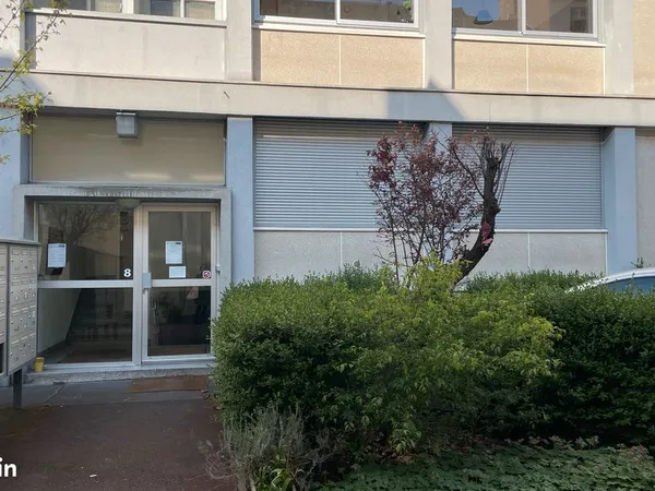 F3, plein centre ville, 58 m2 refait à neuf