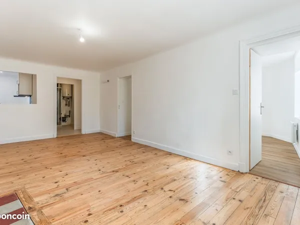 Appartement 2 chambres rénové - montélimar coeur de ville