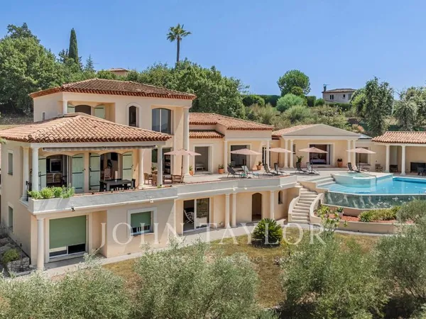 Maison de luxe 9 pièces 314 m²