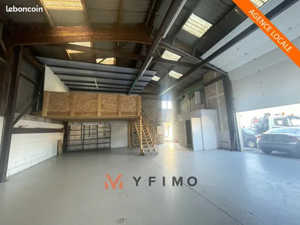 LOCAL D'ACTIVITE 130 m² BOUAFLE