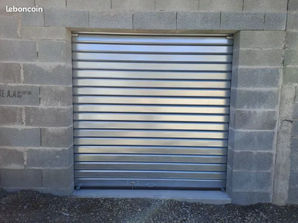 Loue garage fermé