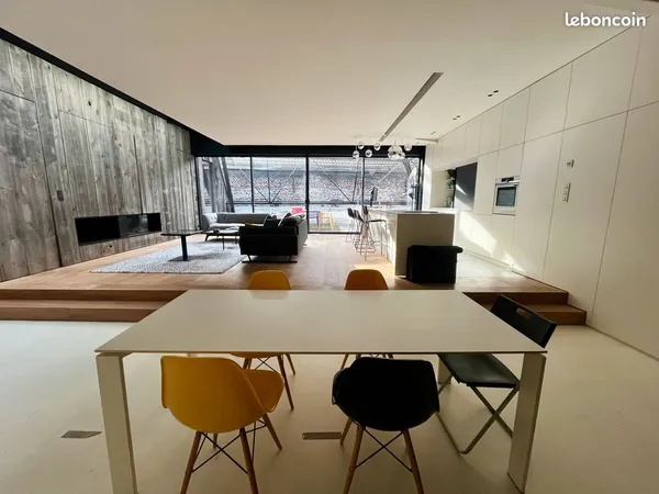 Ensemble immobilier + parking + terrasse