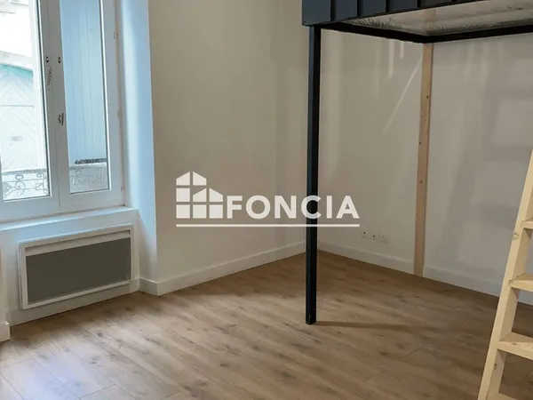 Appartement Location Quimper 1p 19m² 430€