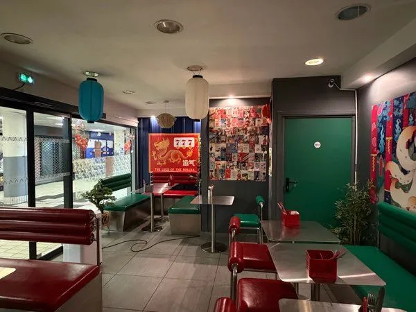 Restaurant clé en main - Fonds de commerce - Centre-ville d'Annemasse