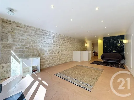 Propriété 65 m²