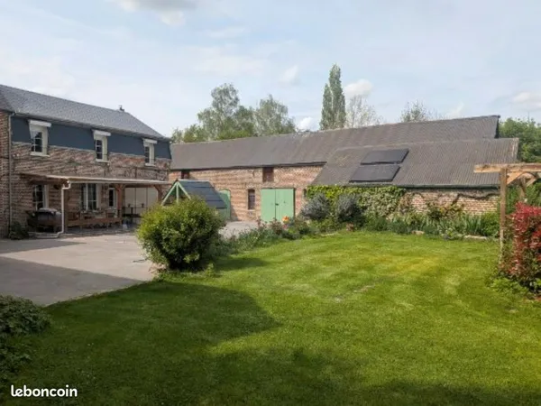 Maison de village 8 pièces 148 m²